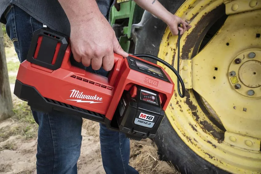 Milwaukee M18 Inflator 2848-20